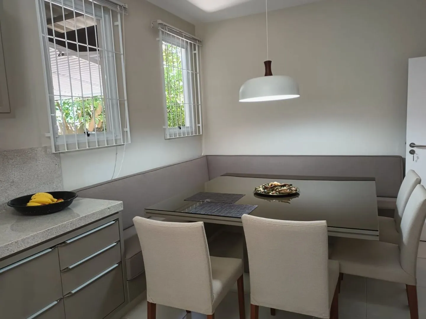Imagem Casa à venda com 3 quartos , 192m² em Estreito Florianópolis