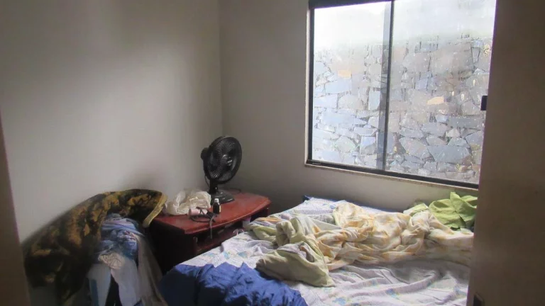 Imagem Casa para Venda em Concórdia, Sintrial, 3 dormitórios, 1 banheiro