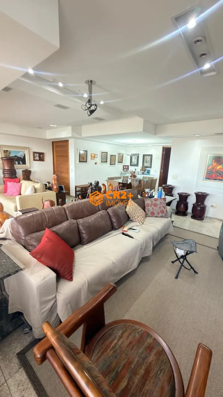 Imagem Vendo Cobertura com 318m² no Espinheiro