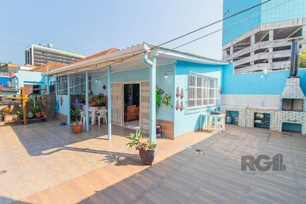 Imagem Casa Comercial para Venda - 270m², 4 dormitórios, Azenha