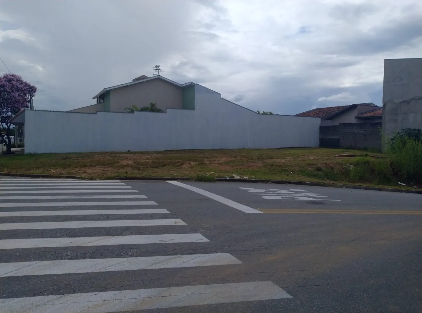 Imagem Terreno à venda 420M², Jardim Oásis, Taubaté - SP