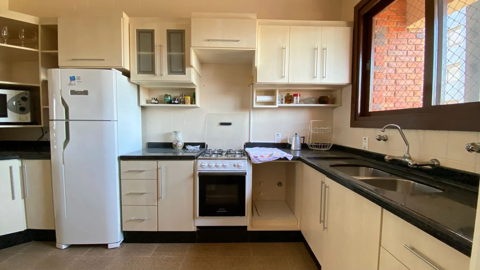 Imagem Apartamento à venda em Torres, Centro, com 4 quartos, 380m2