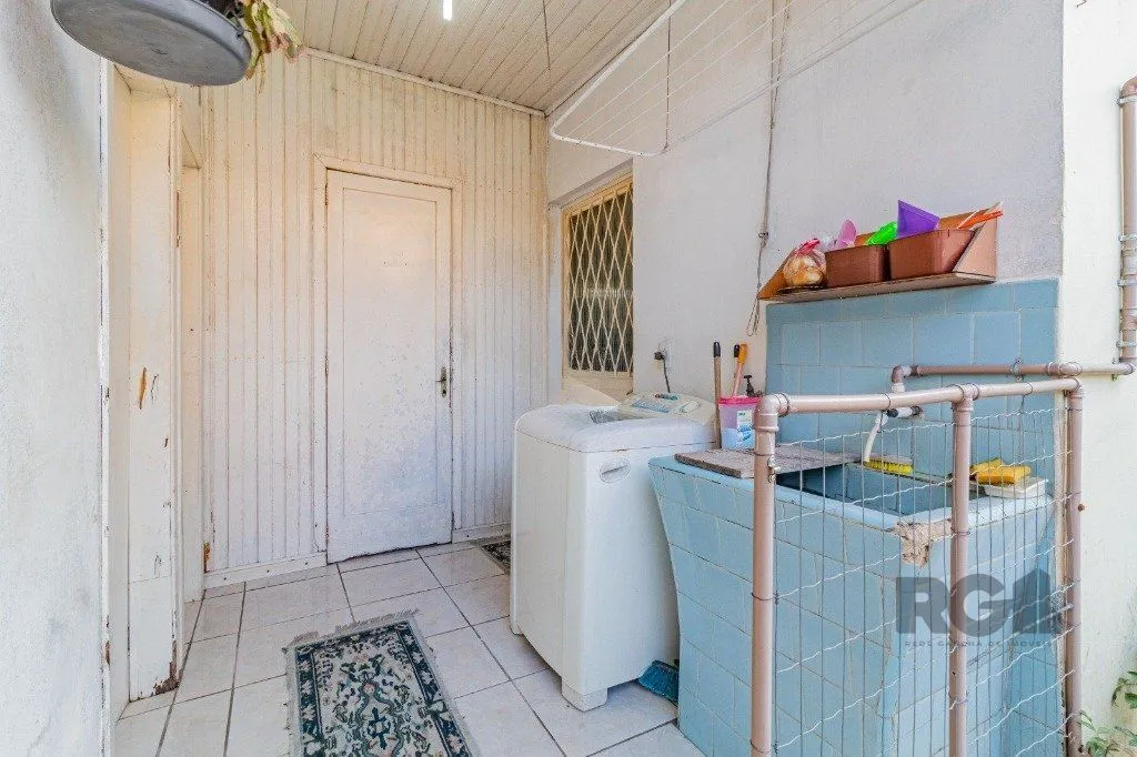 Imagem Casa de 3 dormitórios no bairro Santa Maria Goretti