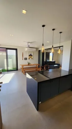 Imagem Casa em Condomínio para Venda em Cuiabá / MT no bairro Jardim Imperial