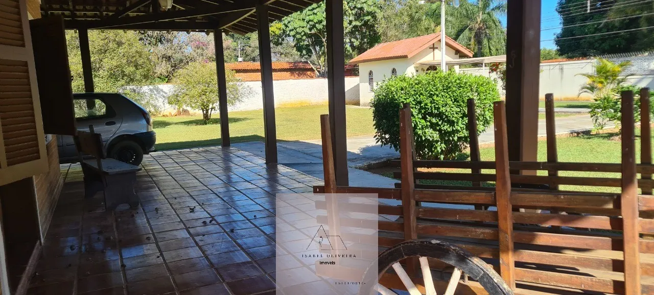 Imagem Maravilhosa Chácara à Venda em Itu-SP: 4 Quartos, 1 Suíte, 3 Salas, 3 Banheiros, 3 Vagas de Garagem
