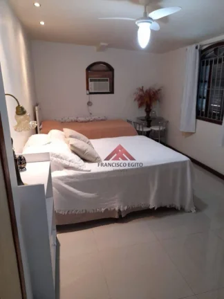 Imagem Casa à venda, 300 m² por R$ 1.390.000,00 - Piratininga - Niterói/RJ