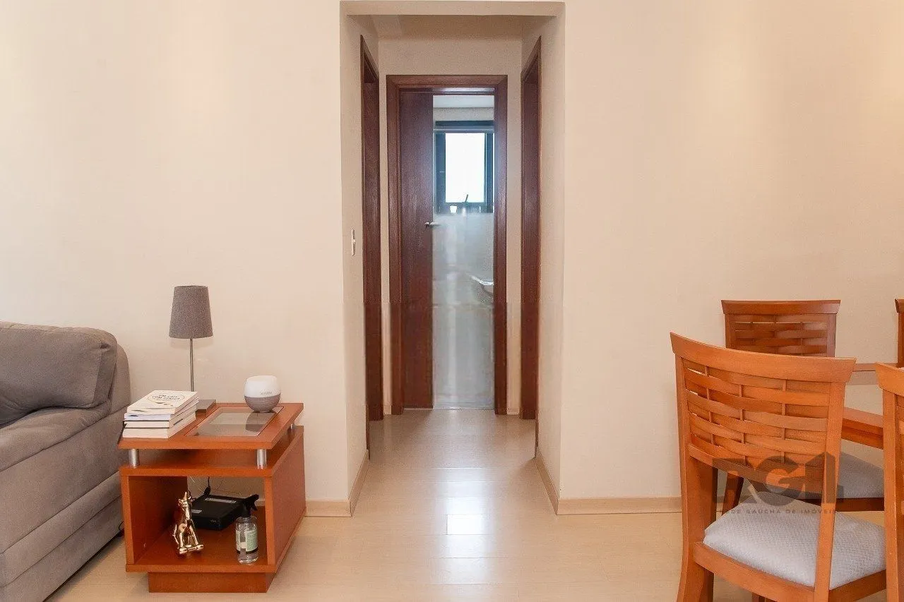 Imagem Apartamento a venda ,02 dormitórios mobiliado na Cidade Baixa,61m² privativos