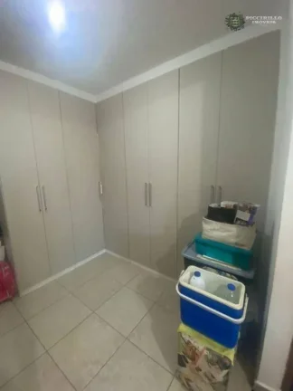 Imagem Sobrado com 3 dormitórios à venda, 110 m² por R$ 680.000,00 - Vila Guilhermina - Praia Grande/SP