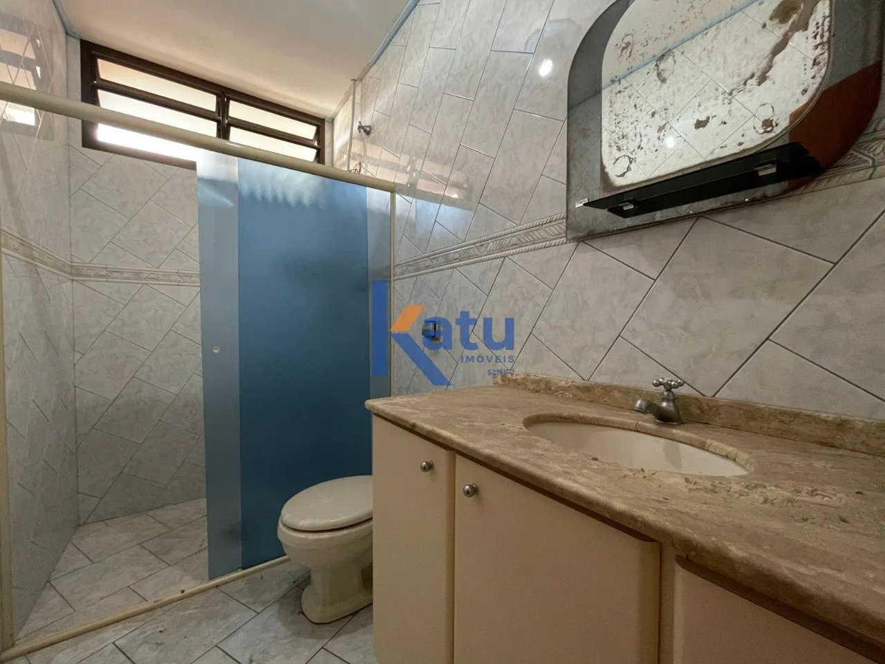 Imagem CASA TÉRREA PARA VENDA NO VILA RAMI - JUNDIAÍ/SP

A residência possui 183 m² de área construíd...