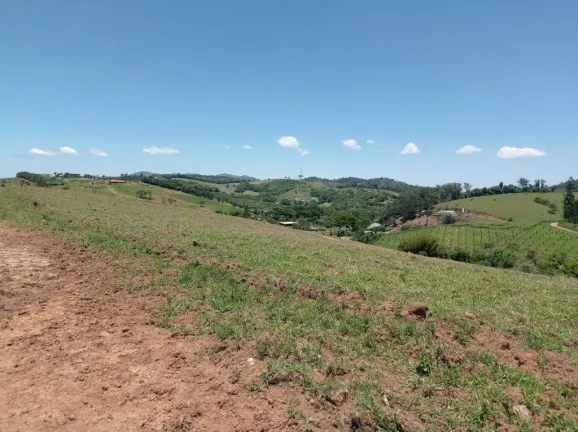Foto do imóvel Terreno à Venda, 600 m² em Praça Três Poderes, 0 - Centro, Atibaia - SP
