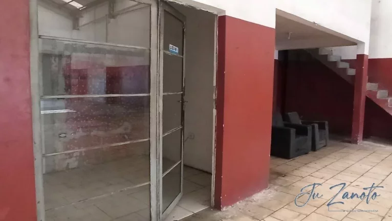 Imagem Galpão Comercial no principal acesso a Paranaguá