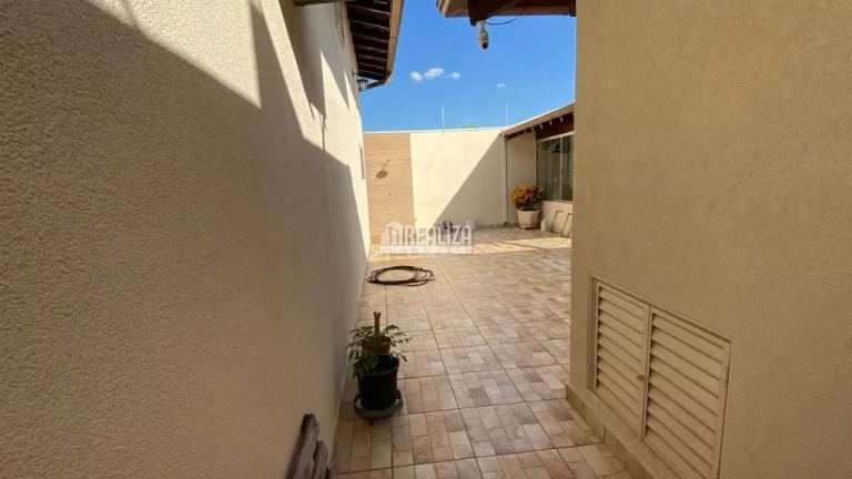 Imagem Casa com 4 dormitórios e Varanda Gourmet no bairro Jardim São Bento
