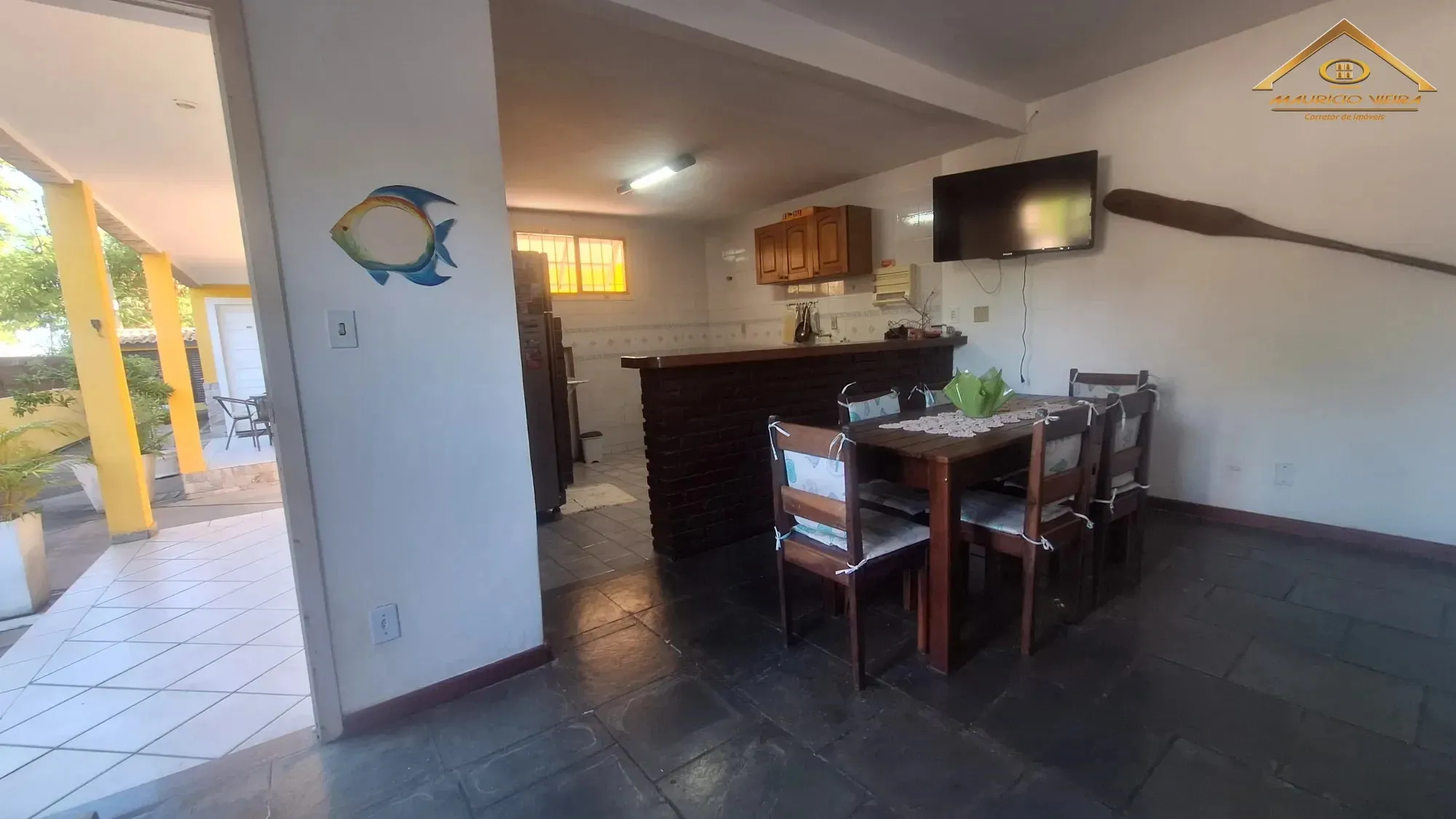 Imagem Linda casa na Ogiva, em condomínio fechado, porteira fechada e com preço abaixo do mercado. Em frente ao Clube Náutico.