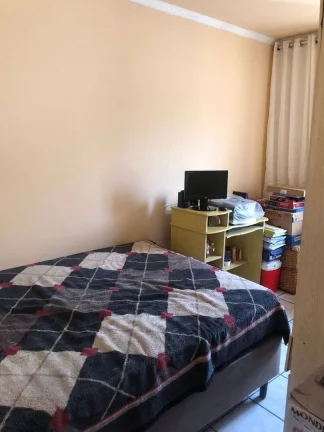 Imagem Apartamento com 2 dormitórios à venda, 50 m² por R$ 170.000,00 - Cidade São Jorge - Santo André/SP