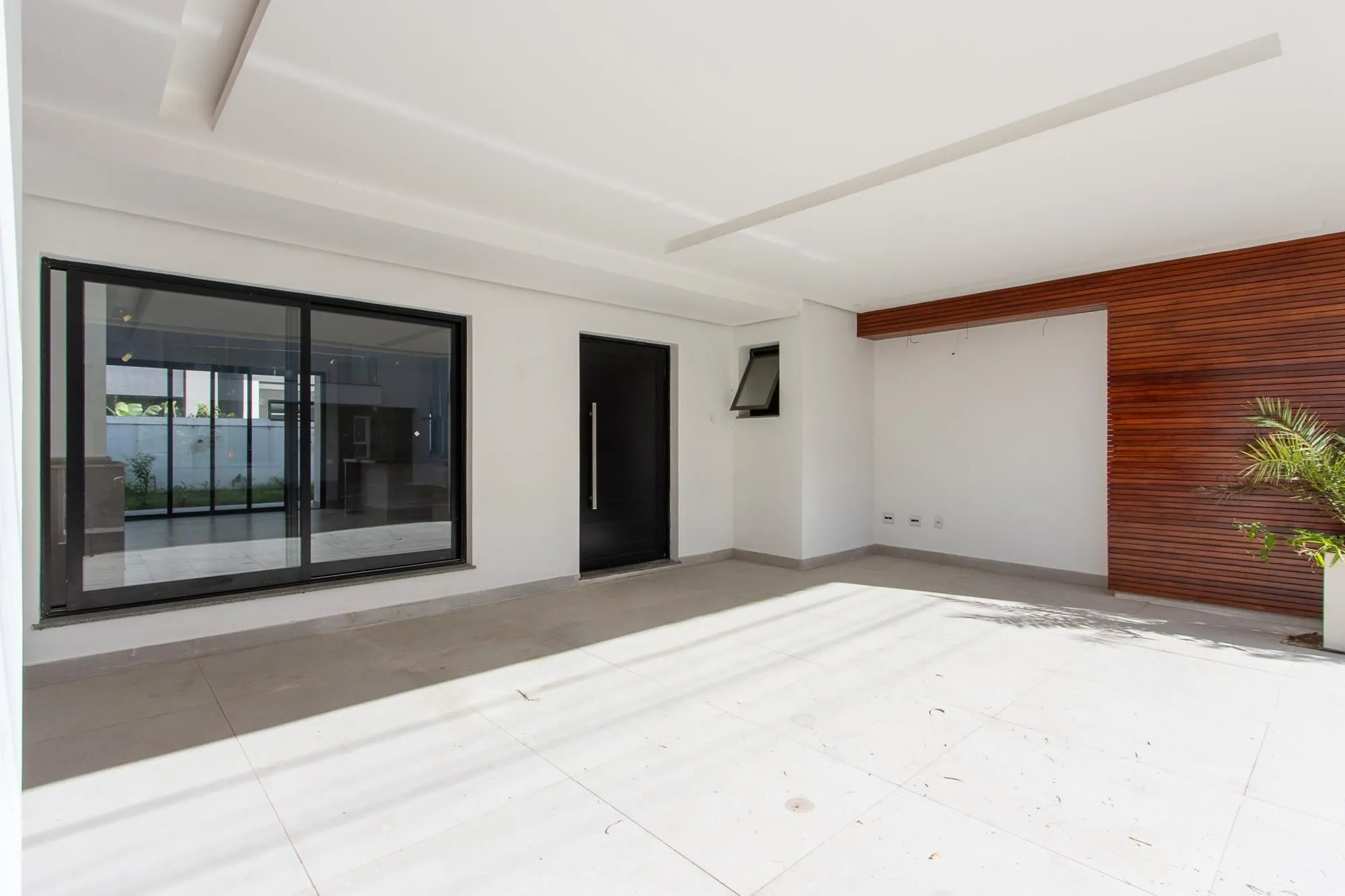 Imagem Casa de condomínio, 3 dormitórios, 3 suítes.