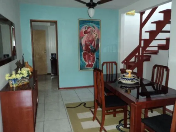 Imagem Casa para Venda - 450m², 3 dormitórios, 1 vaga - Floresta