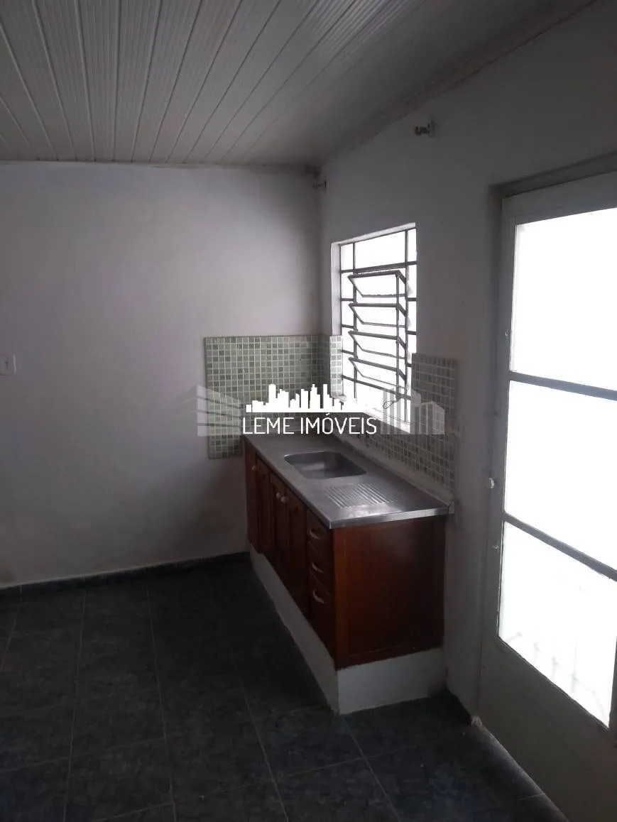 Imagem DUAS CASAS EM TERRENO MEDINDO 220,00M2 COM ESCRITURA!!!