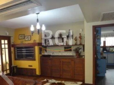 Imagem Casa para Venda - 334m², 4 dormitórios, sendo 1 suites, 4 vagas - Ipanema