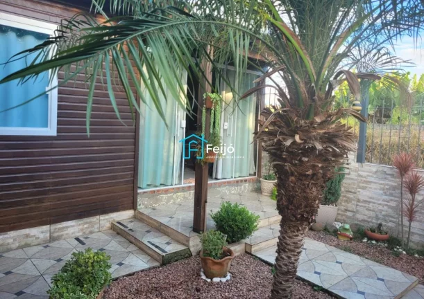 Imagem Casa 2 dormitórios no Bairro Ponta Grossa