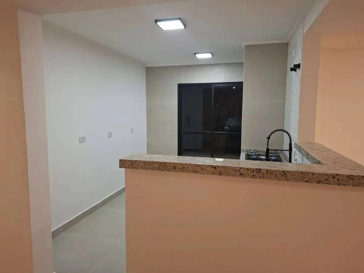 Imagem Apartamento à venda 3 dormitórios na Vila Gilda em Santo André