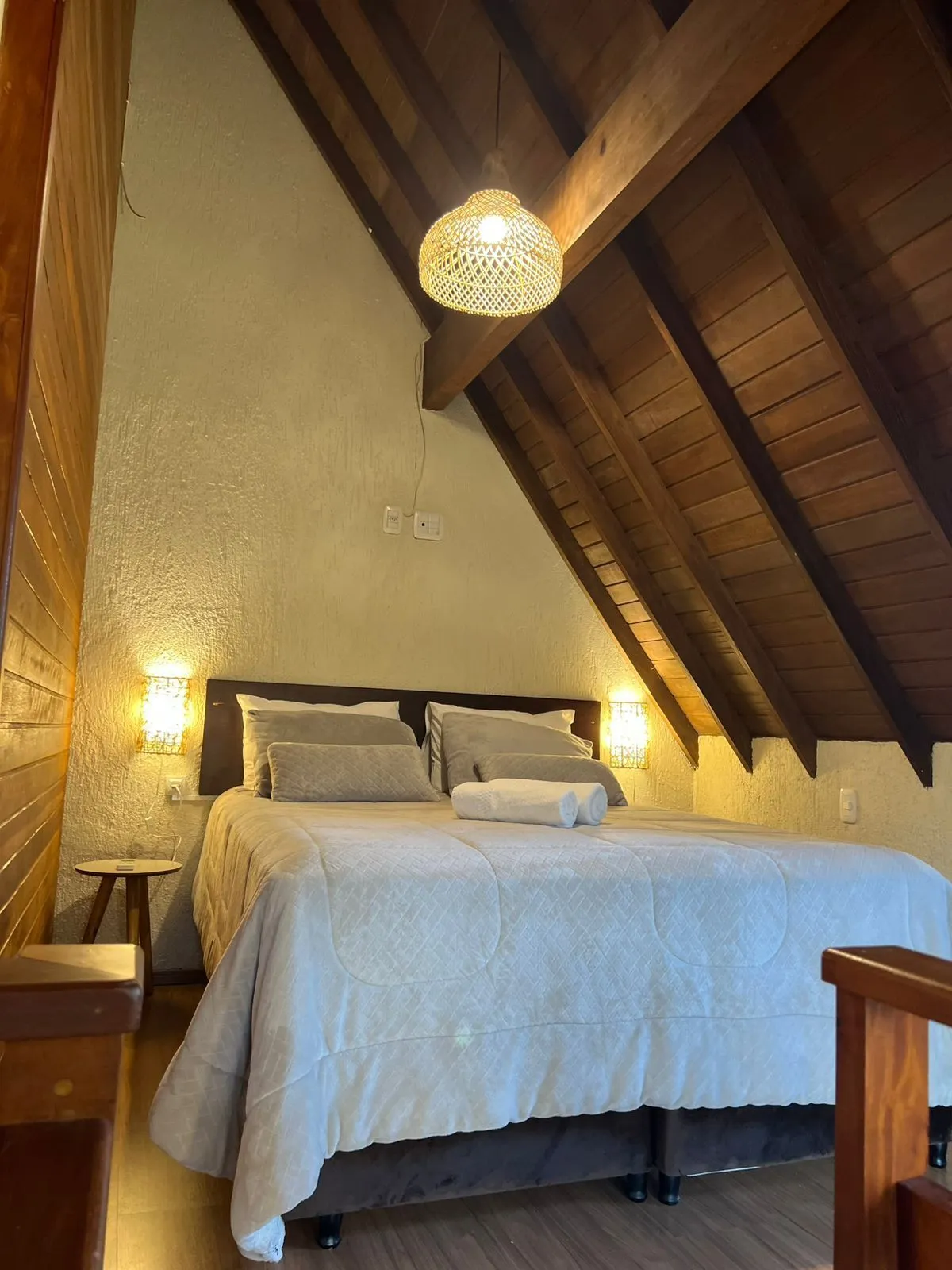 Imagem Cobertura mobiliada, 3 Quartos em Gramado, Rio Grande do Sul