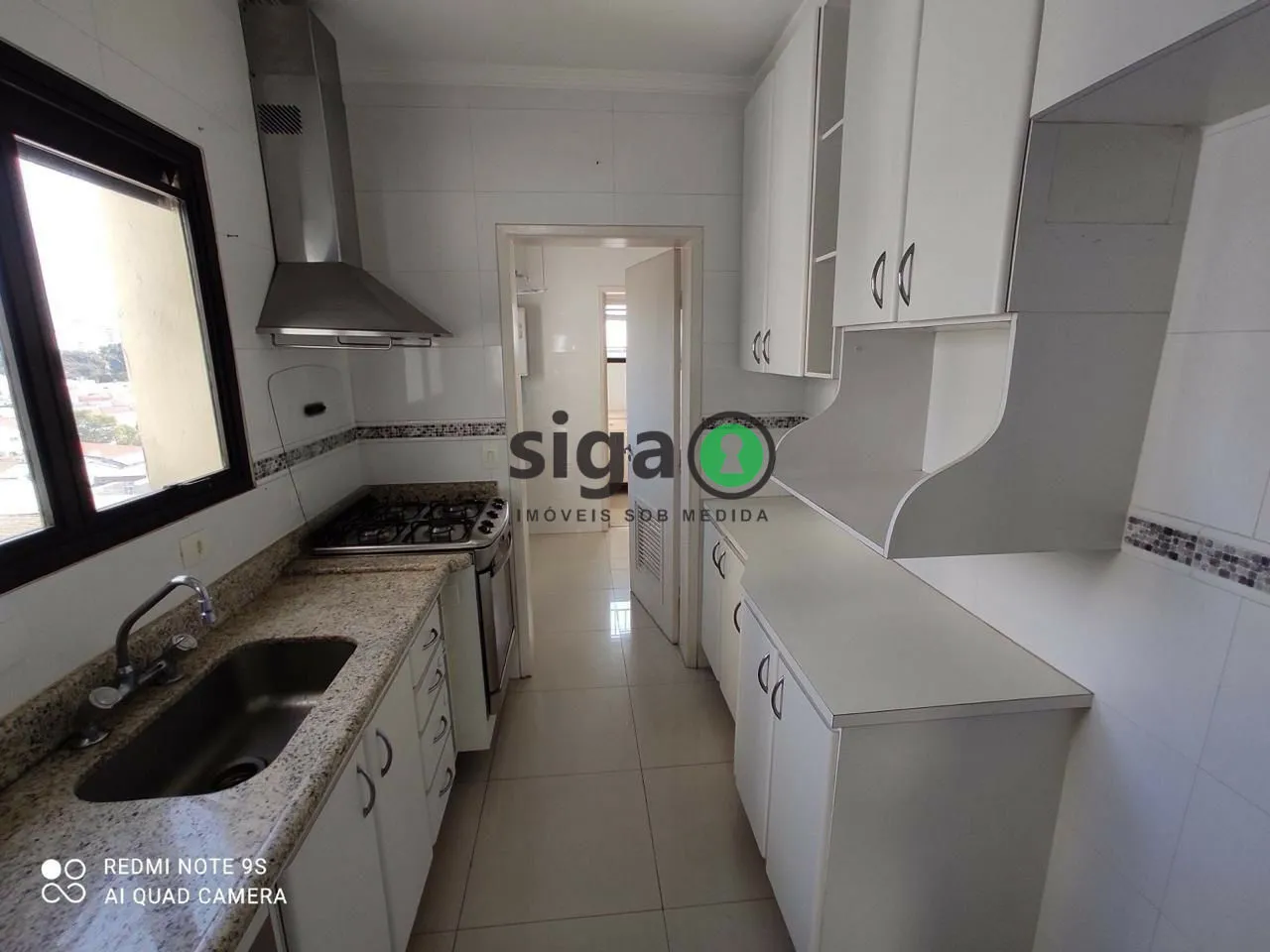 Imagem Conforto e Funcionalidade em um Apartamento Completo