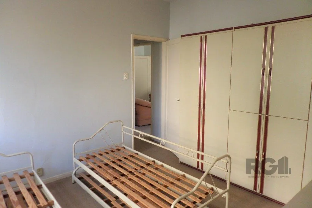 Imagem Apartamento no bairro Rio Branco de 2 dormitórios desocupado