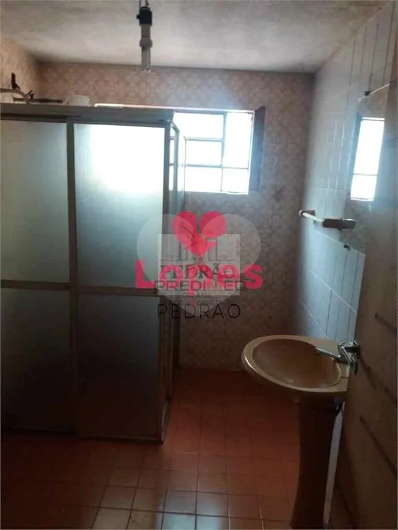 Imagem Fazenda/Sítios/Chácaras de 3 quartos, 26765m² no bairro Centro, em Areiópolis