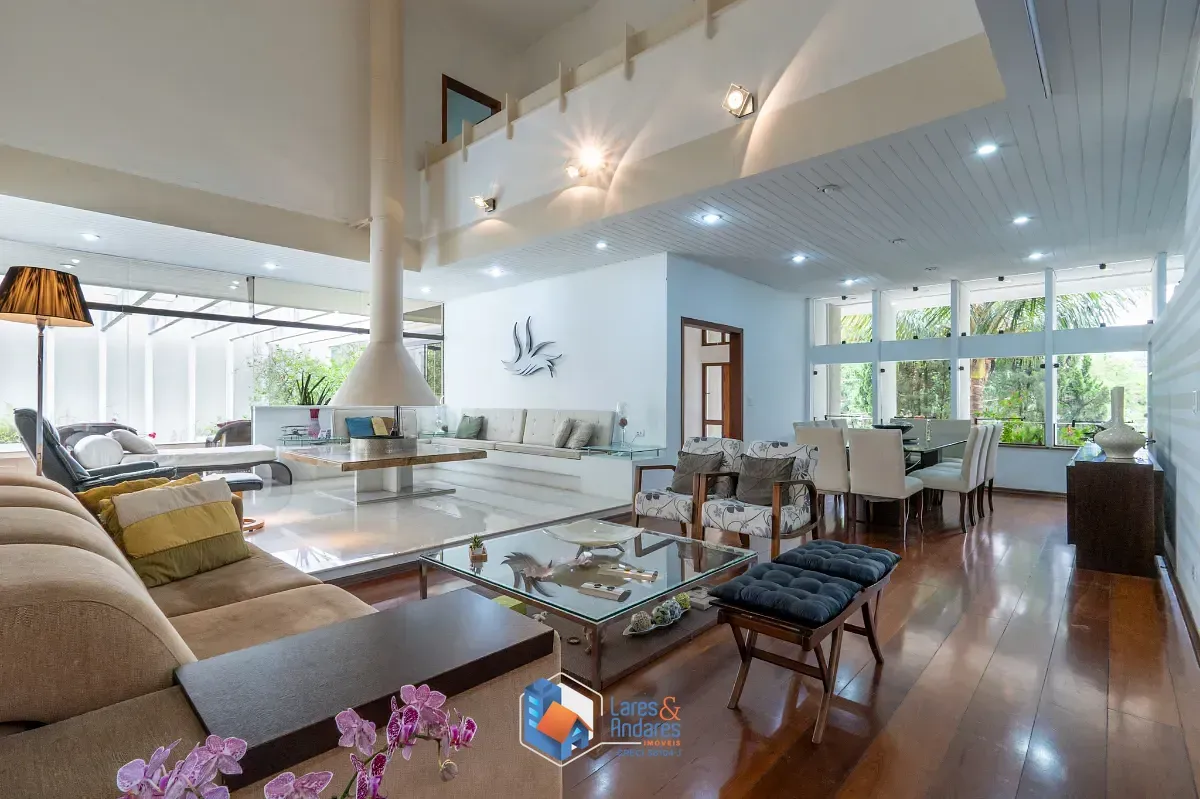 Foto do imóvel Casa para venda em Vila São Francisco com 5 quartos, sendo 5 suítes, 713m² em Rua Professor Astolfo Tavares Pais