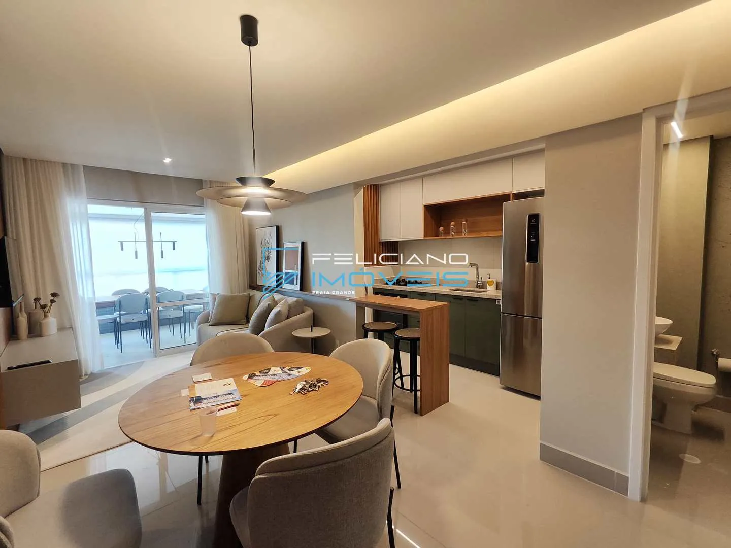 Imagem Apartamento com 2 quartos, Guilhermina, Praia Grande - R$ 892 mil, Cod: 4655