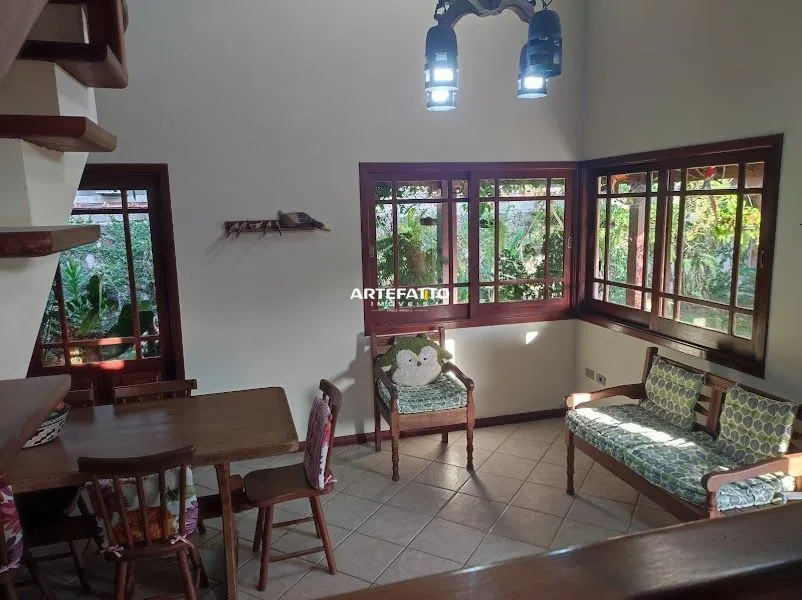 Imagem Casa à venda em Ubatuba, Praia Grande, com 5 quartos, 213m2