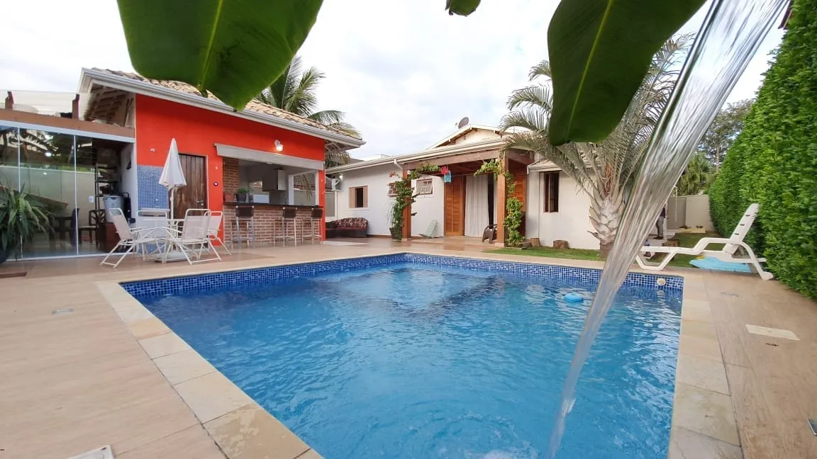 Imagem Casa à venda 3 Quartos, 2 Suites, 4 Vagas, 650M², Nossa Senhora do Perpétuo Socorro, Pindamonhangaba - SP | Tadeu