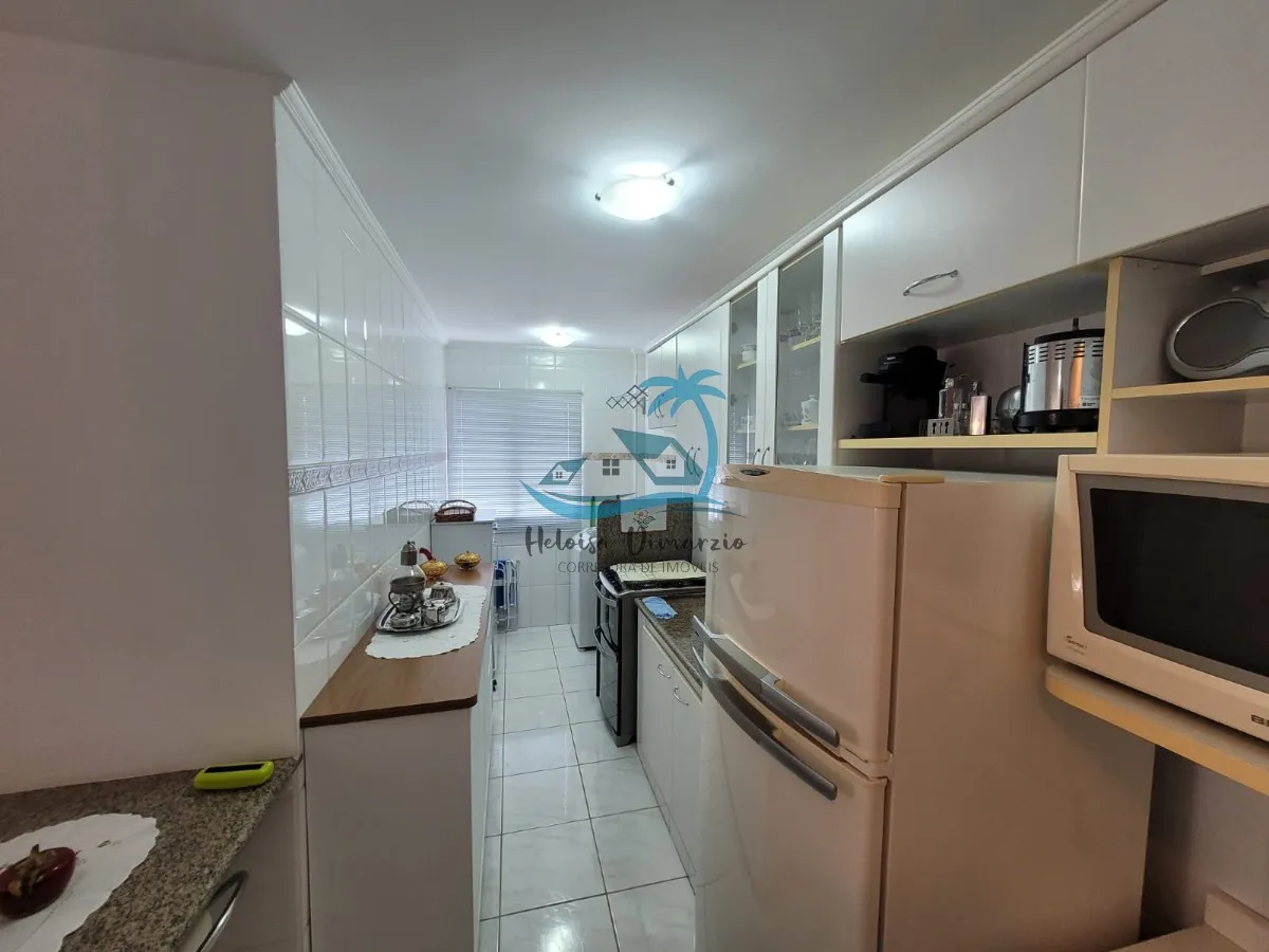 Imagem Lindo apartamento com 2 dormitórios a venda a 250 metros da orla de Itaguá em Ubatuba.