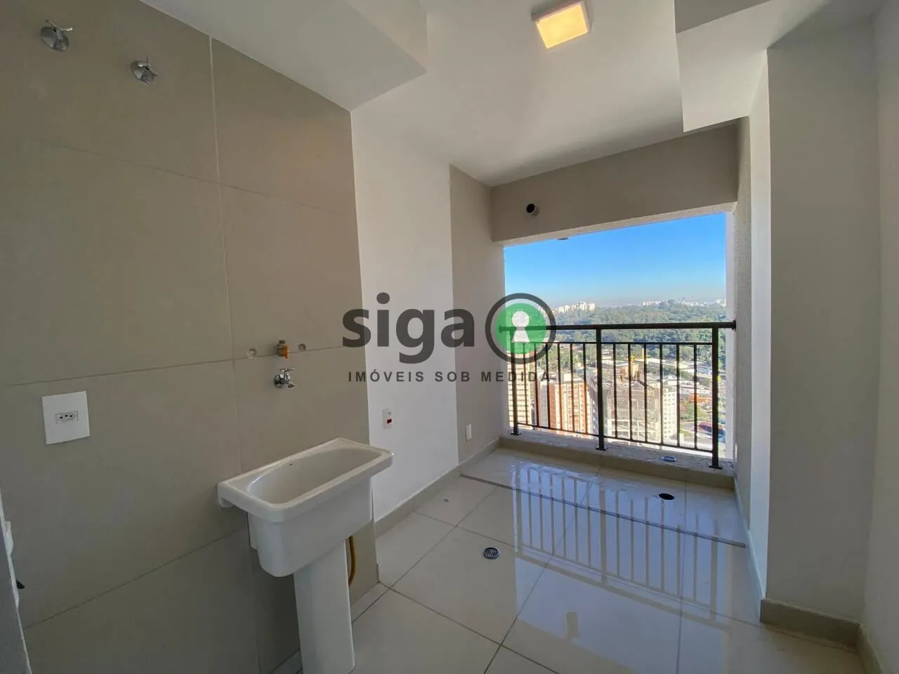 Imagem Apto à venda com 159m² no Butantã, com 3 suítes, 2 vagas Sem Mobília.