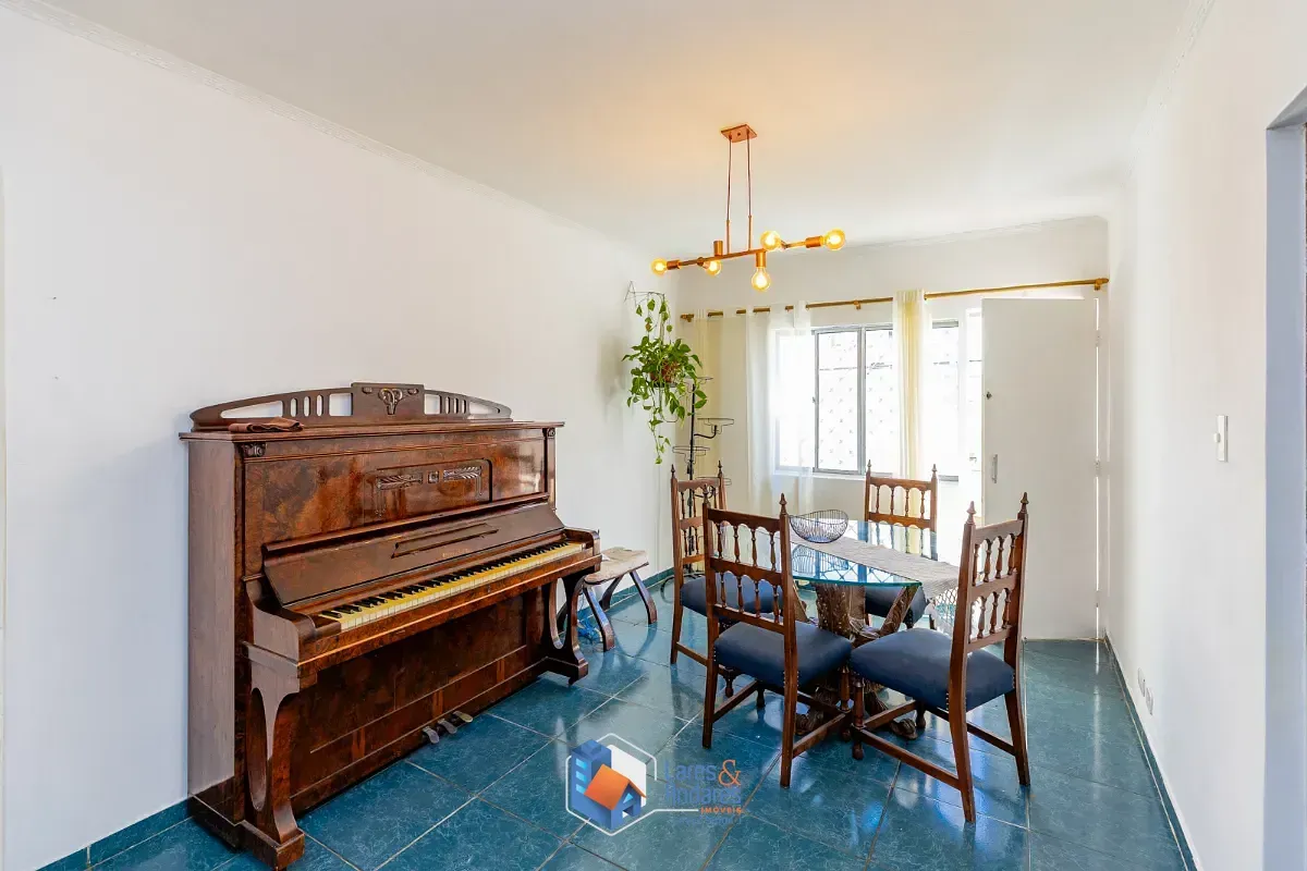 Imagem Casa para venda em Mirandópolis com 3 quartos, 212m²