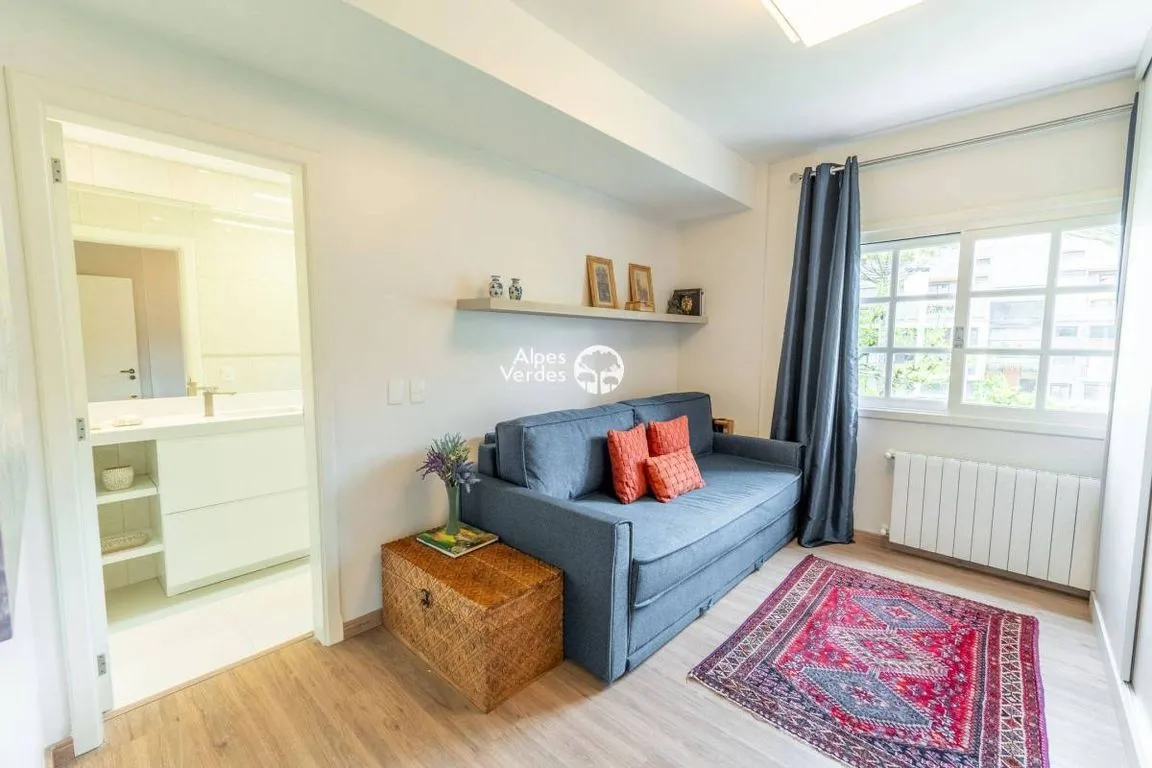 Imagem Vende-se Apartamento em Gramado, Bairro Bavária, com 3 quartos