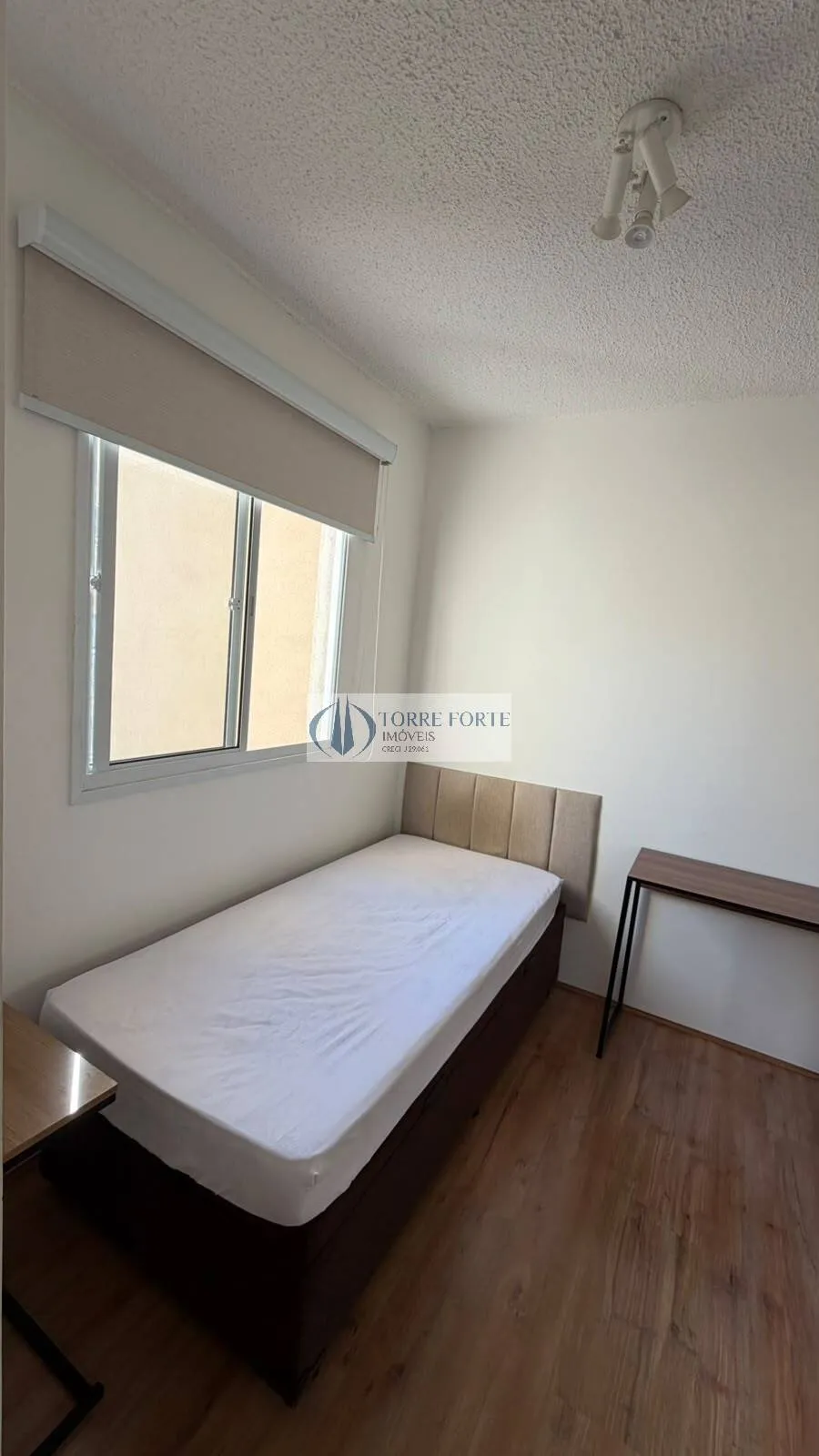 Imagem Lindo Apartamento com 2 dormitorios sem vaga , Varanda na Vila Ema.