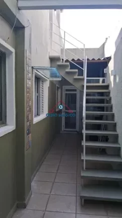 Imagem Casa Térrea Jardim D'Abril - 2 dormitórios com suíte - Vagas - Varanda