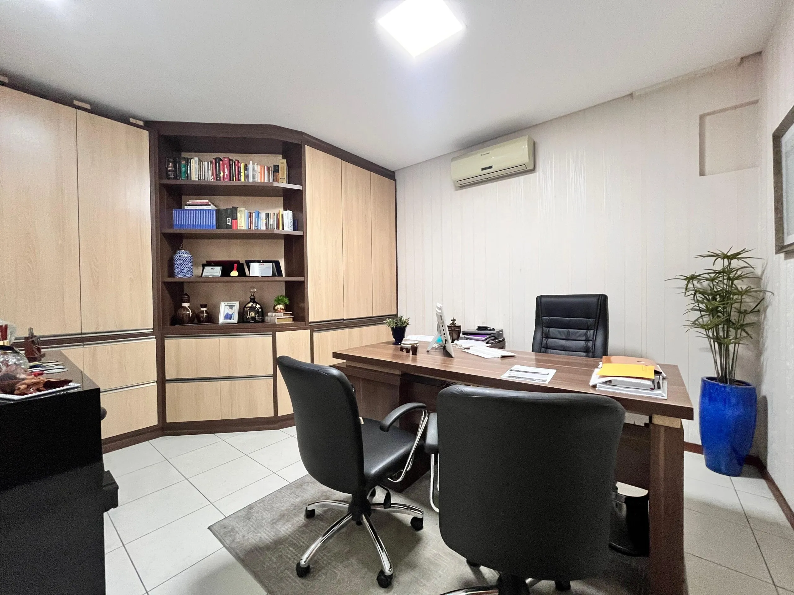 Imagem Sala Comercial à venda com 67m2 por R$ 848.000,00