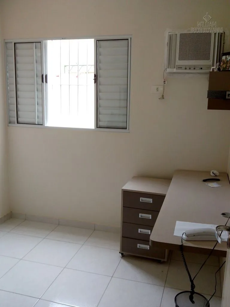 Imagem Casa em condomínio térrea 2 dormitórios em São Vicente