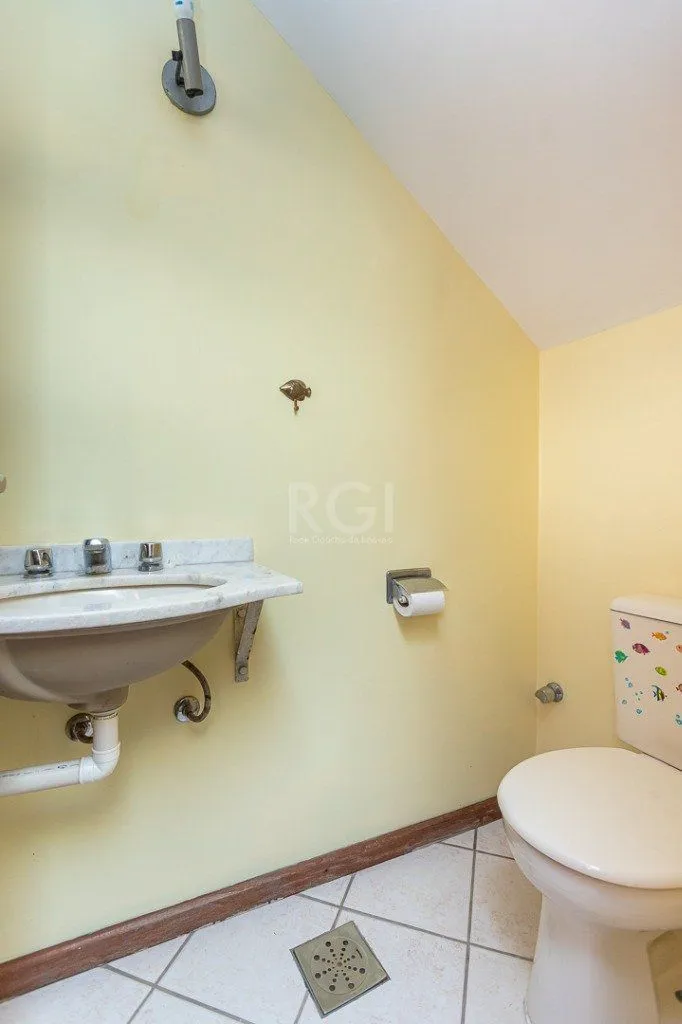 Imagem Casa Condominio para Venda - 193.19m², 3 dormitórios, sendo 1 suites, 2 vagas - Cristal