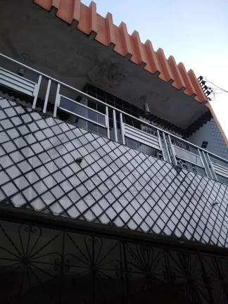 Imagem CASAL IMÓVEIS VENDE CASA HUMAITÁ/PEDREIRA COM 5/4 + 1 DCE- /2 PAVIMENTOS/2 VGS/QUITADA/APTA AO FINANCIAMENTO