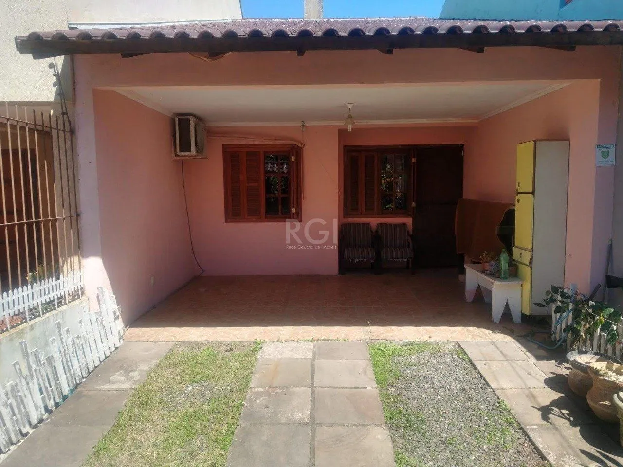 Imagem Casa, 2 dormitórios, 2 banheiros, 2 vagas de garagem, Aberta dos Morros Poa/RS
