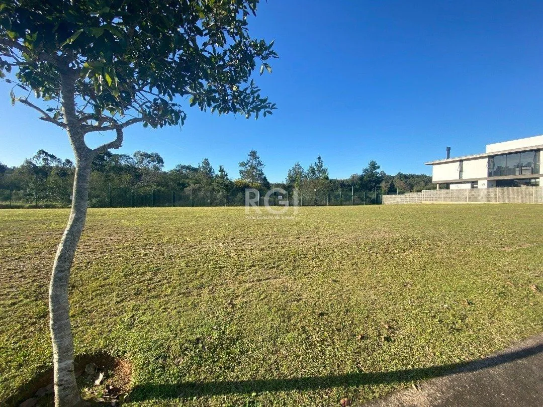 Imagem Excelente terreno no Alphaville condomínio Veneto. Possui 489,27m2 de área privativa, .