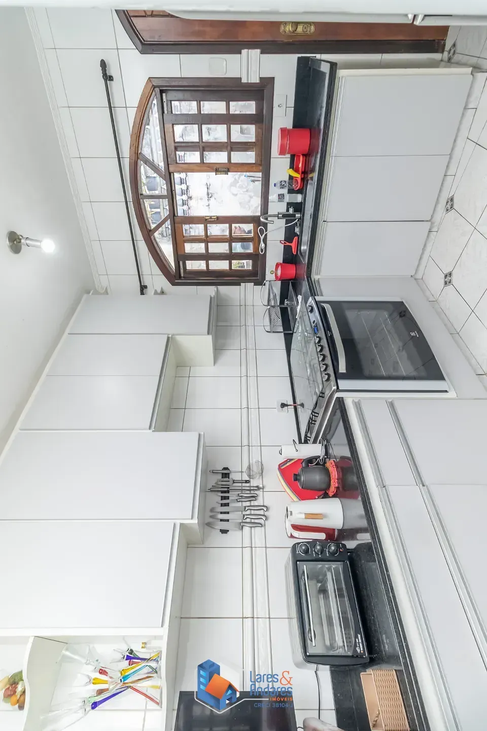 Imagem Sobrado para venda em Vila Bandeirantes com 3 quartos, 131m²