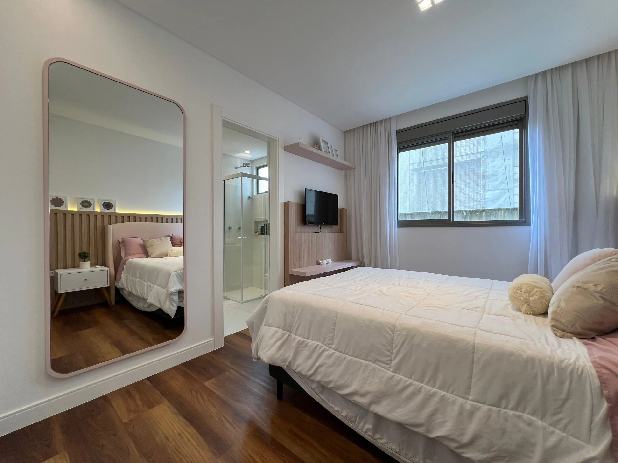 Imagem Apartamento à venda com 198m2 por R$ 3.500.000,00