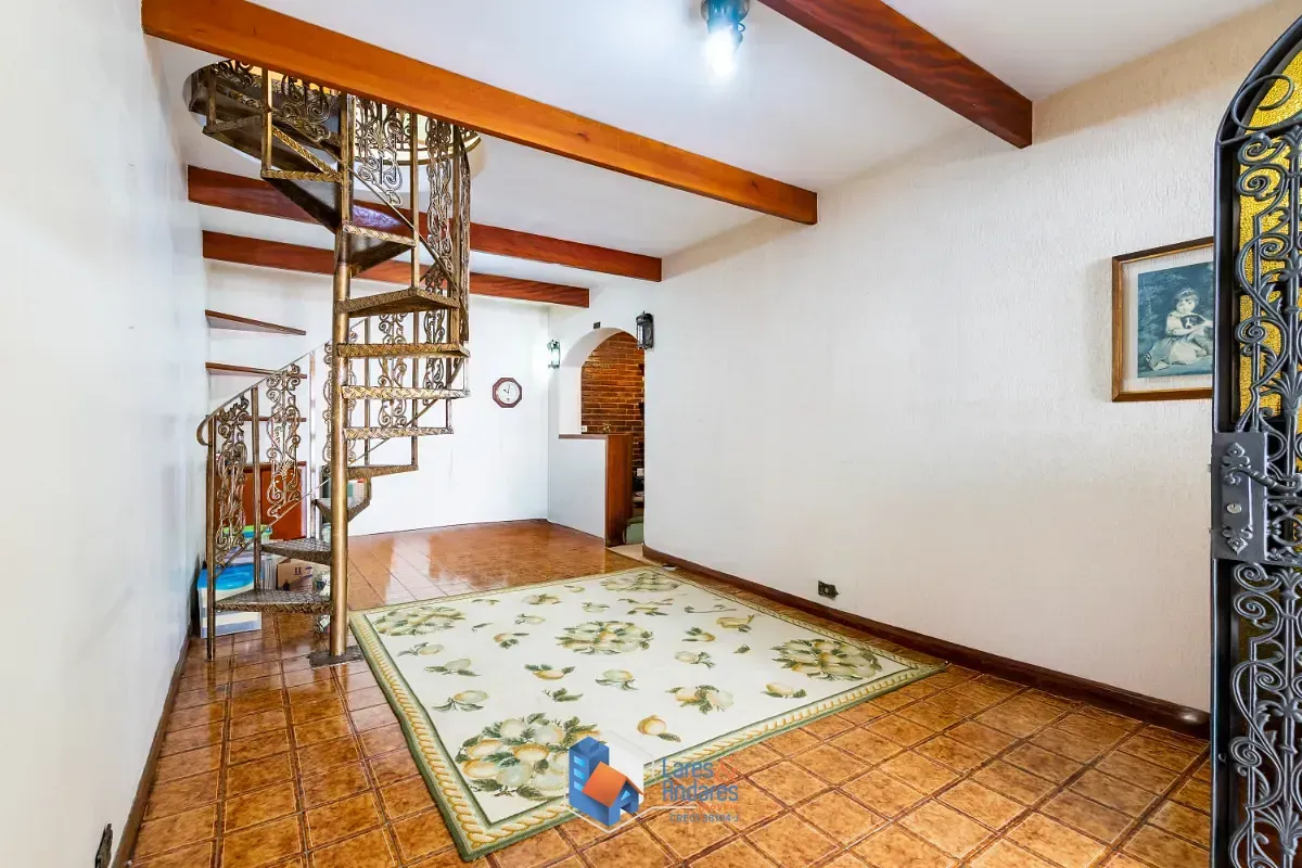 Imagem Casa para venda em Jardim Aeroporto com 3 quartos, sendo 1 suíte, 180m²
