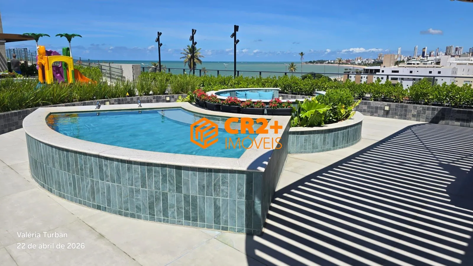 Imagem Vendo Flat 19m² ao lado do Mag Shopping e com belíssima vista para o mar. Oportu