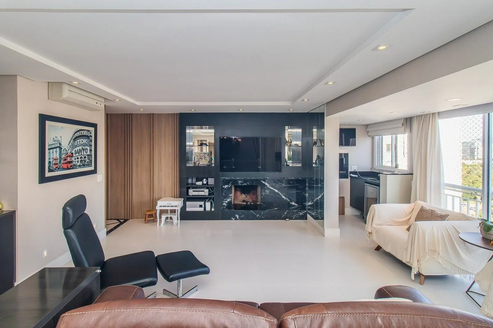 Imagem Apartamento de 3 suites e 2 vagas no Jardim Europa