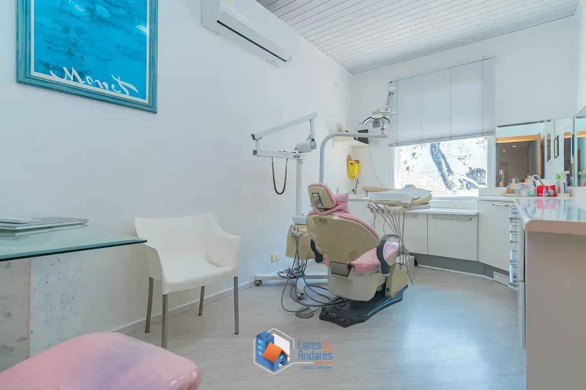 Imagem Casa comercial para venda em Jardim da Glória, 110m²